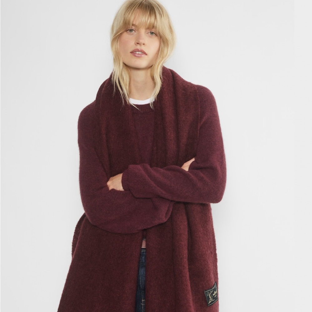 Wool scarf
